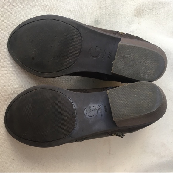 🔥SOLD🔥Guess Chocolate Brown Ankle Booties 🍫 - Picture 3 of 3